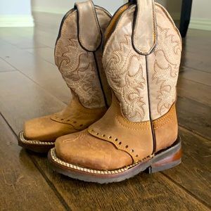 Boys cowboy boots